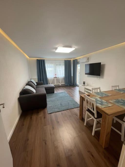 Familienwohnung Neben Dem See,Messe Und Europapark ออฟเฟนบูร์ก ภายนอก รูปภาพ